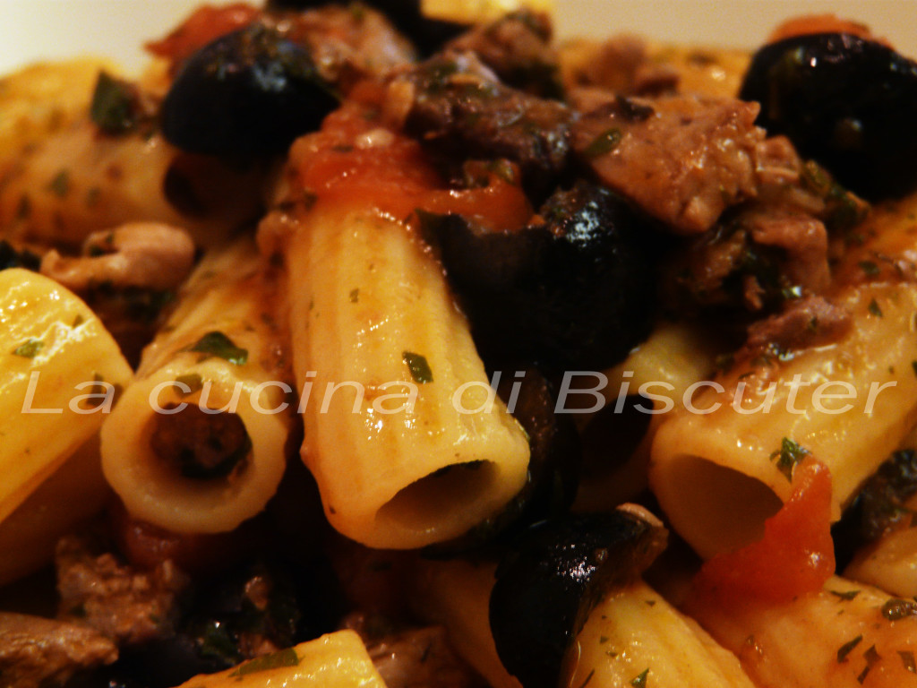 Pasta al tonno fresco --