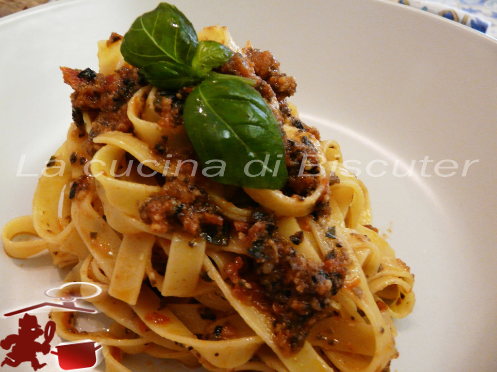 Tagliatelle al pesto di pilarda -