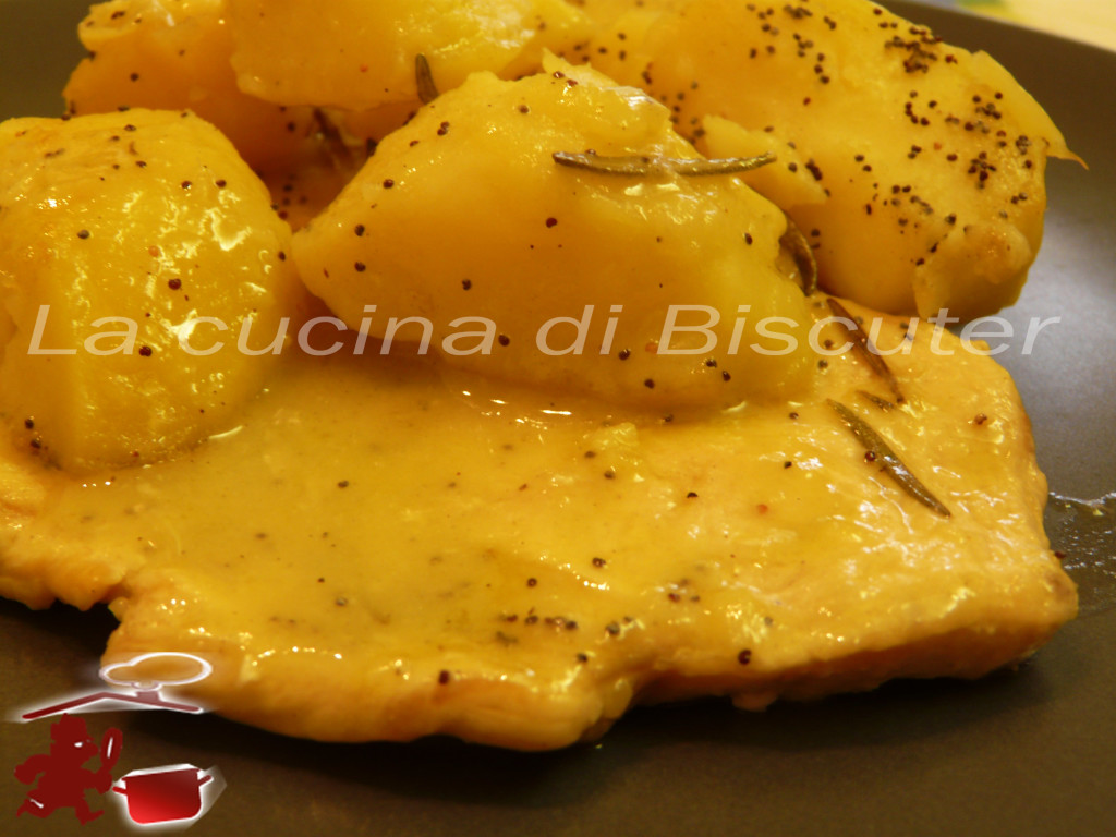 Petti di pollo ai semi di papavero -